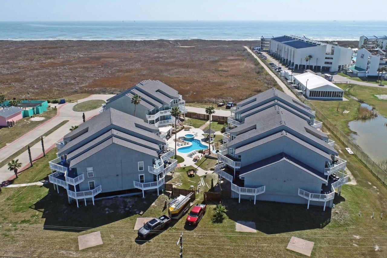 Port Aransas Condo With Outdoor Pool - Pets Welcome! Mustang Beach Exterior photo